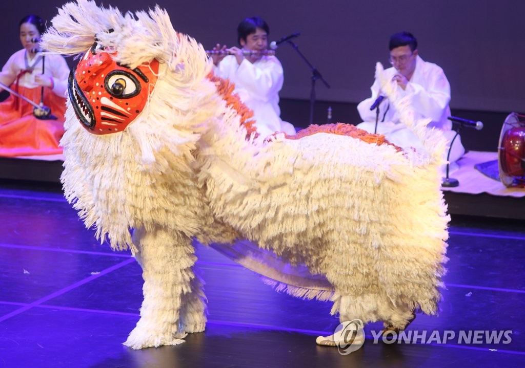 K 無形遺産 愉快なタルチュム 写真 774通り